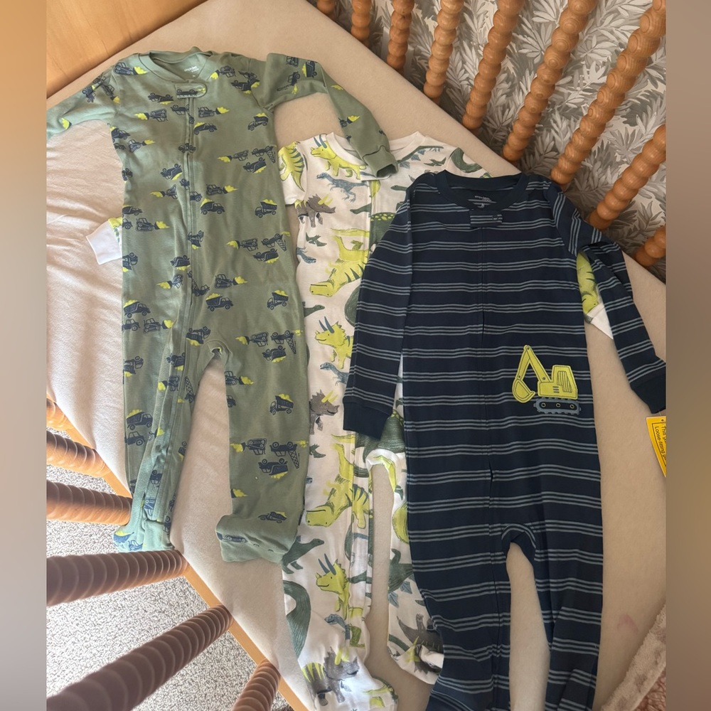 NWT Carters Pajamas Bundle